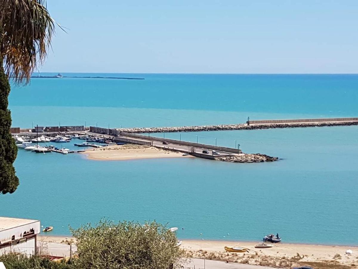 Villetta Sullo Scoglio Gela Εξωτερικό φωτογραφία